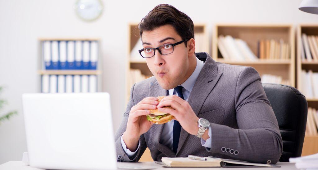 Fast Food im Home Office - besser nicht!